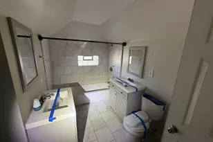 8917 S Elizabeth St, Chicago, IL 60620 - Photo 9