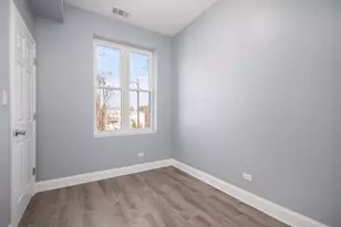 4107 W Cermak Rd, Chicago, IL 60623 - Photo 9