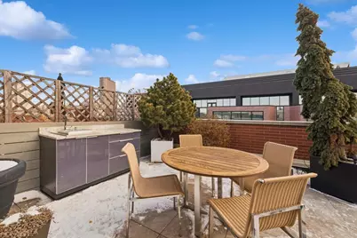 800 W Cornelia Street #408, Chicago, IL 60657 - Photo 25