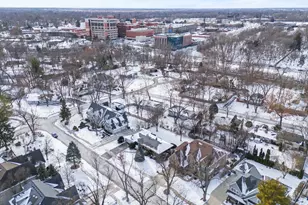 661 Willow Rd, Naperville, IL 60540 - Photo 9