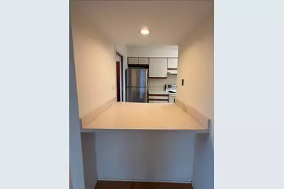 1970 Cherry Lane #306, Northbrook, IL 60062 - Photo 5