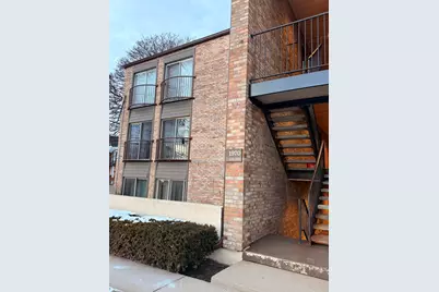 1970 Cherry Lane #306, Northbrook, IL 60062 - Photo 1