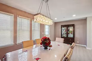 639 W Comstock Ave, Elmhurst, IL 60126 - Photo 11