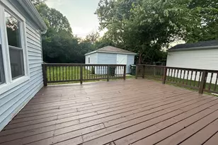 16 S Midland Ave, Mundelein, IL 60060 - Photo 11