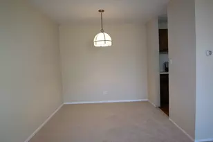 1227 S Old Wilke Rd, Arlington Heights, IL 60005 - Photo 5