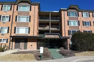 1227 S Old Wilke Rd, Arlington Heights, IL 60005 - Photo 1