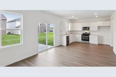 1250 Linden Terrace, Hampshire, IL 60140 - Photo 3