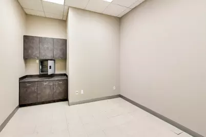 2639 N Milwaukee Avenue, Chicago, IL 60647 - Photo 13