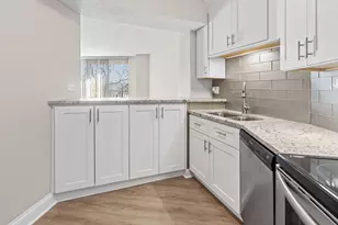 [Address not provided], Naperville, IL 60540 - Photo 9