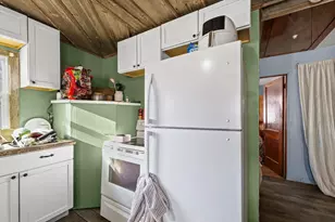 110 W Oak St, Paxton, IL 60957 - Photo 13