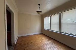 605 E 80th St, Chicago, IL 60619 - Photo 5