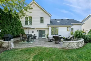 1110 Cedar Creek Dr, Lake Zurich, IL 60047 - Photo 33