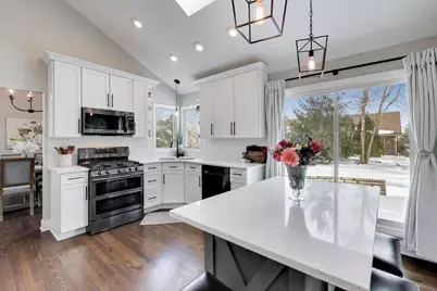 1110 Cedar Creek Drive, Lake Zurich, IL 60047 - Photo 11