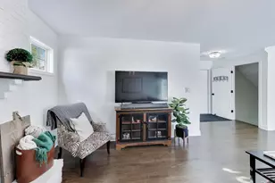 1110 Cedar Creek Dr, Lake Zurich, IL 60047 - Photo 17