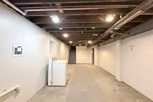 8216 S Maryland Ave, Chicago, IL 60619 - Photo 47