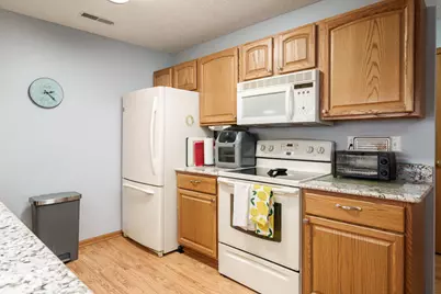 5683 Oak Village Drive #5683, Roscoe, IL 61073 - Photo 13