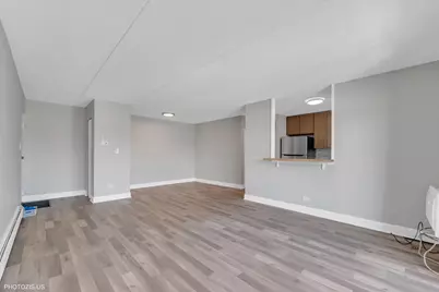 586 Fairway View Drive #2C, Wheeling, IL 60090 - Photo 3