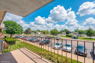 586 Fairway View Drive #2C, Wheeling, IL 60090 - Photo 11