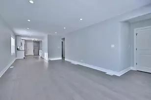 11204 S Emerald Ave, Chicago, IL 60628 - Photo 9