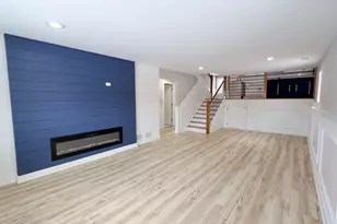 306 Escanaba Ave, Calumet City, IL 60409 - Photo 9