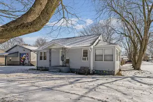 600 N Taft St, Paxton, IL 60957 - Photo 3