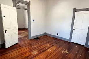 501 N Elm St, Clifton, IL 61727 - Photo 25