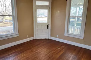 501 N Elm St, Clifton, IL 61727 - Photo 15