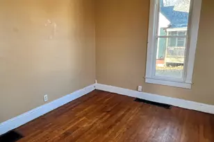 501 N Elm St, Clifton, IL 61727 - Photo 17