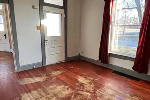 501 N Elm St, Clifton, IL 61727 - Photo 13