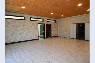 5002 N Pine Street, Davenport, IA 52806 - Photo 13