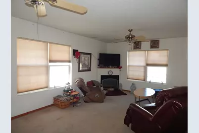 5002 N Pine Street, Davenport, IA 52806 - Photo 31