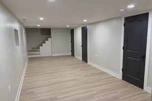 7851 Moody Ave, Burbank, IL 60459 - Photo 11