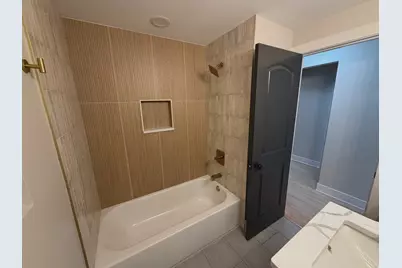 7851 Moody Avenue, Burbank, IL 60459 - Photo 5