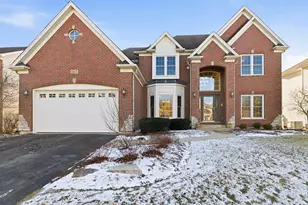 207 Long Beach Road, Oswego, IL 60543 - Photo 1