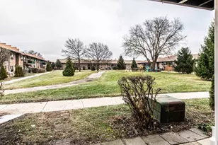 814 E Old Willow Rd, Prospect Heights, IL 60070 - Photo 17