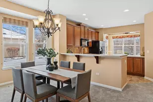 2905 Normandy Cir, Naperville, IL 60564 - Photo 5