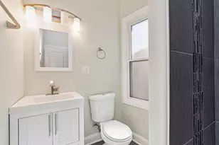 9400 S Charles St, Chicago, IL 60643 - Photo 11