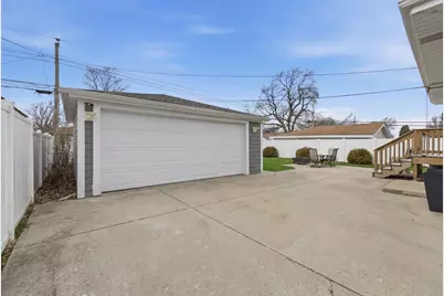 8808 Meade Avenue, Oak Lawn, IL 60453 - Photo 27