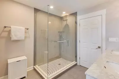 [Address not provided], Northbrook, IL 60062 - Photo 33