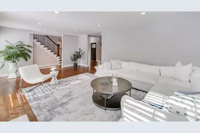 [Address not provided], Northbrook, IL 60062 - Photo 7