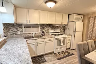 2315 Hickory Ln, Sycamore, IL 60178 - Photo 5