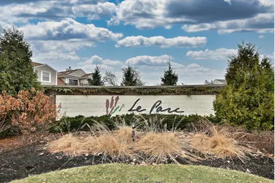 693 Le Parc Circle, Buffalo Grove, IL 60089 - Photo 37