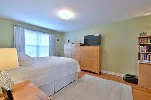 693 Le Parc Cir, Buffalo Grove, IL 60089 - Photo 25