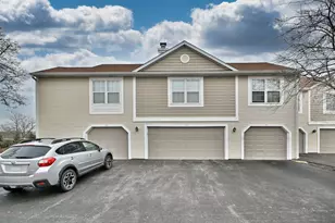 693 Le Parc Cir, Buffalo Grove, IL 60089 - Photo 35