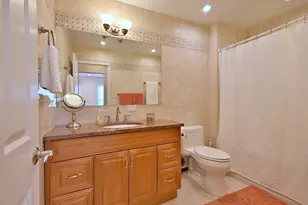 693 Le Parc Cir, Buffalo Grove, IL 60089 - Photo 21