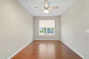 2615 Cranbrook St, Naperville, IL 60564 - Photo 19