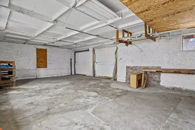 209 N Maple Street, Grant Park, IL 60940 - Photo 25