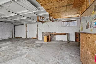 209 N Maple St, Grant Park, IL 60940 - Photo 29