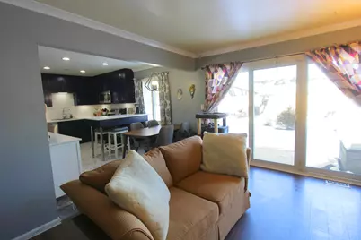 98 Wiltshire Court, Schaumburg, IL 60193 - Photo 7