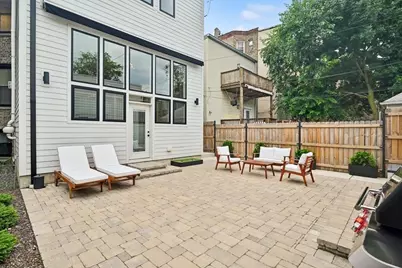 2708 N Albany Avenue, Chicago, IL 60647 - Photo 27